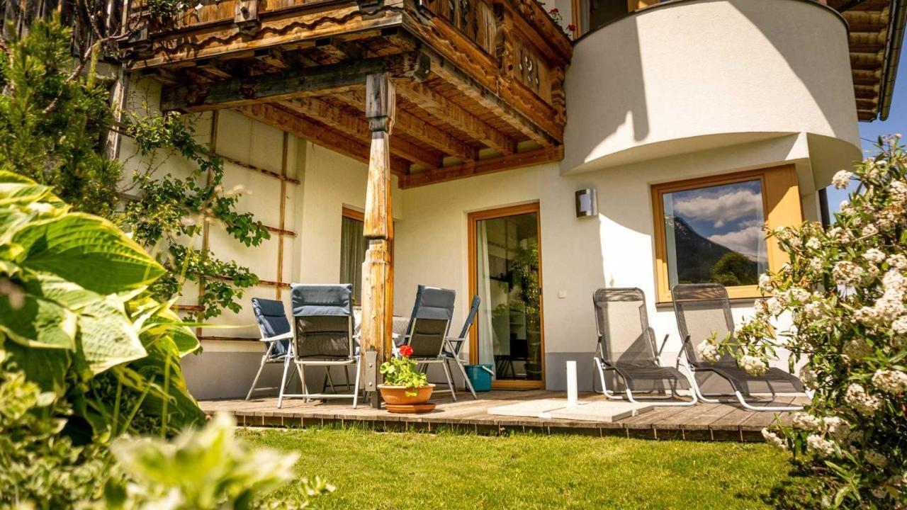 Stubaier Bauern Appartement Telfes im Stubai Exterior foto